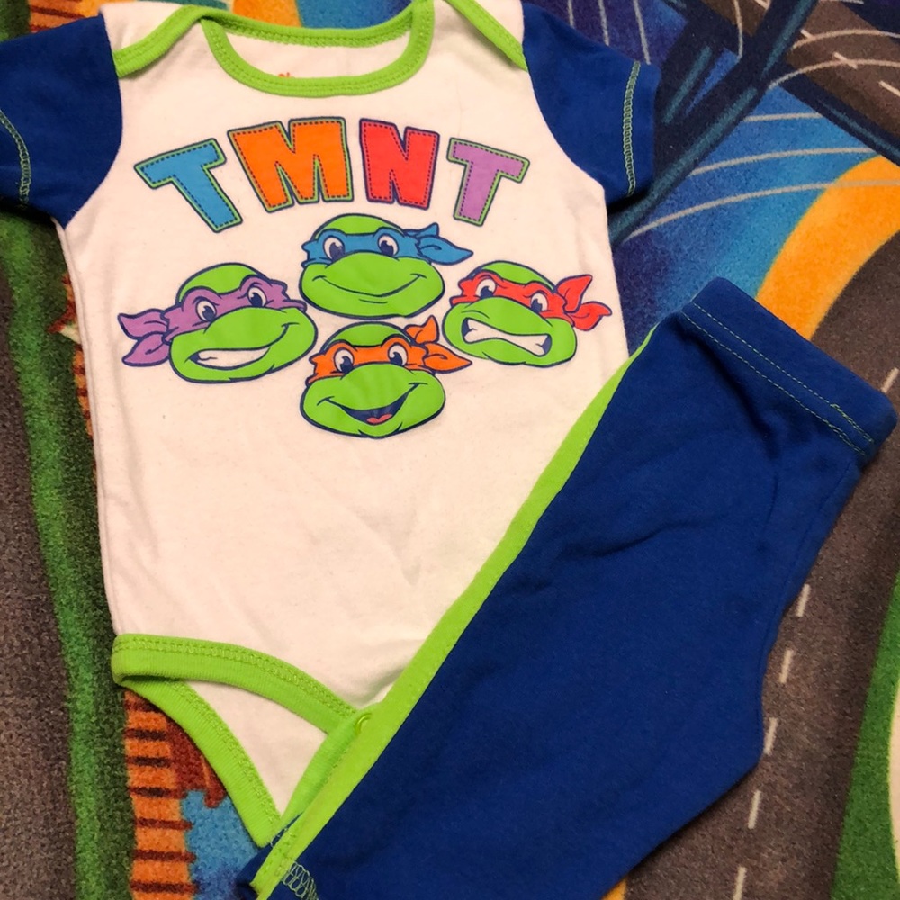 Nickelodeon TMNT Outfit